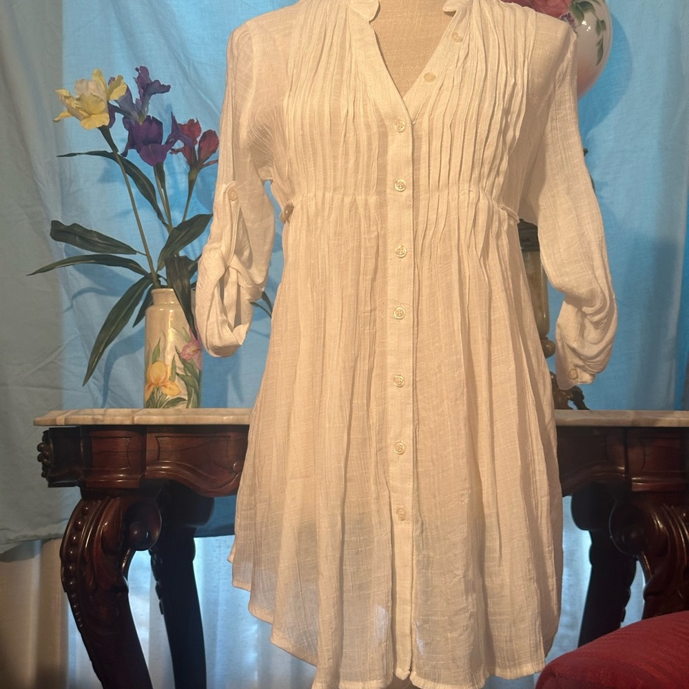 Mystree White Button-Down Tunic
